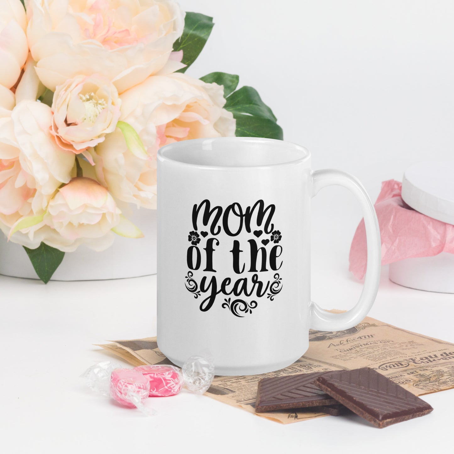 Mom #02 "MOM of the year" White glossy mug